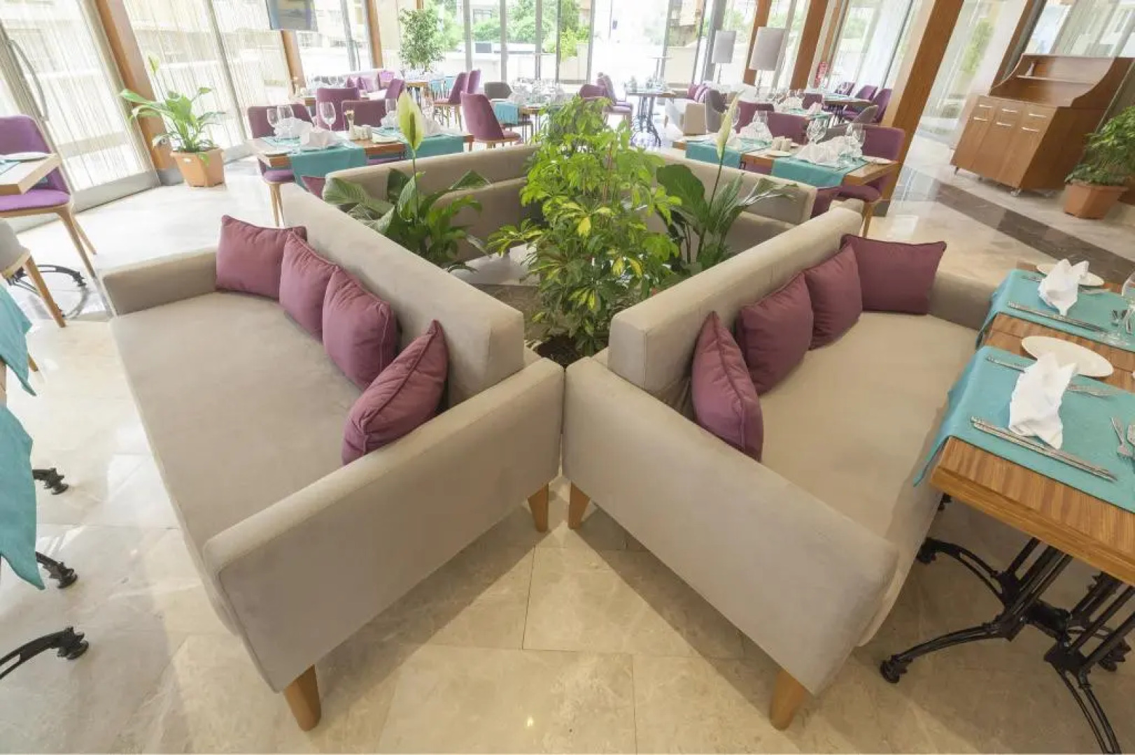 Lamec Hotel Business