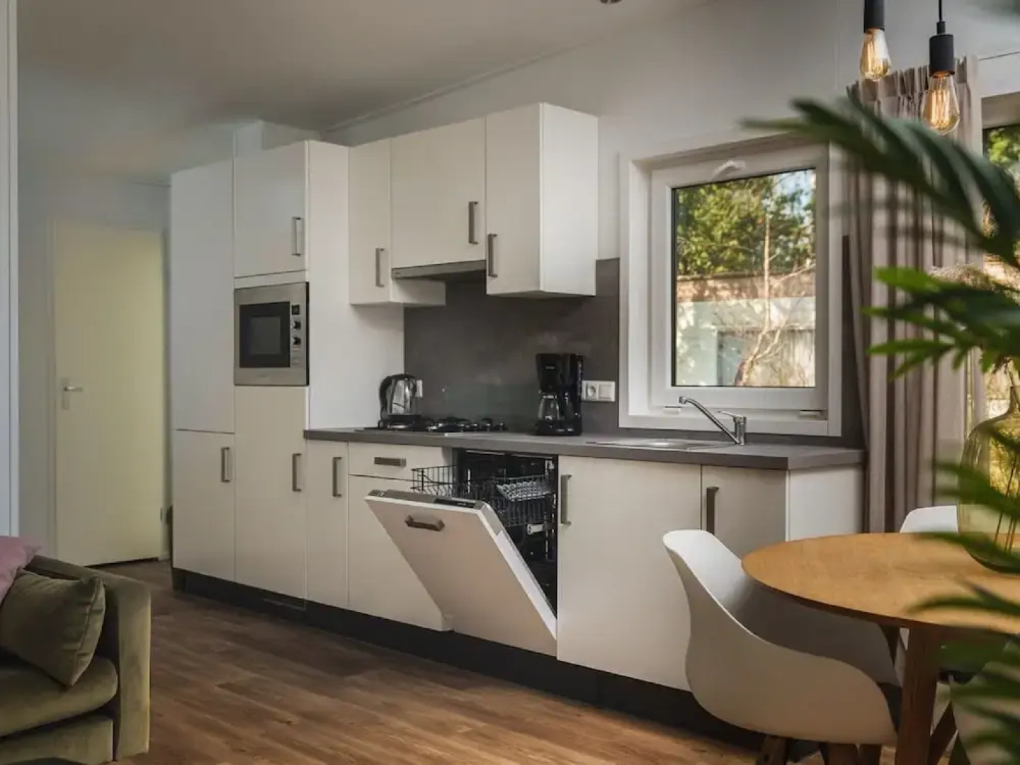 Cozy Chalet With Garden, at the Edge of the Forest