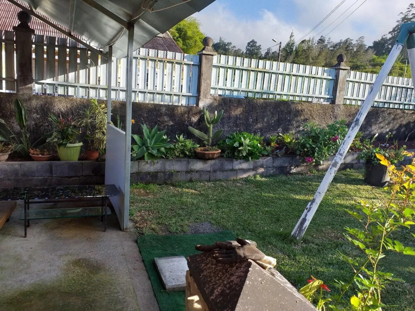 House with 5 Bedrooms in Saint-Benoît, with Enclosed Garden