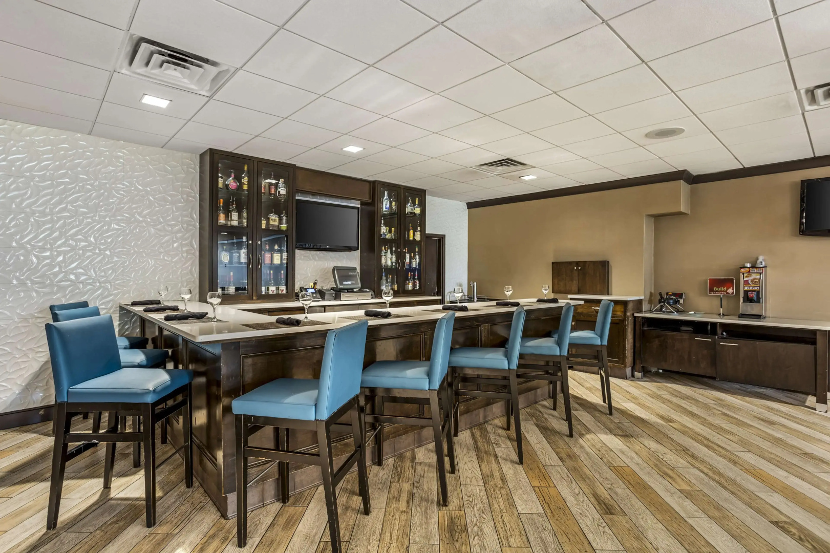 Best Western Plus Kingston Hotel And Conference Center