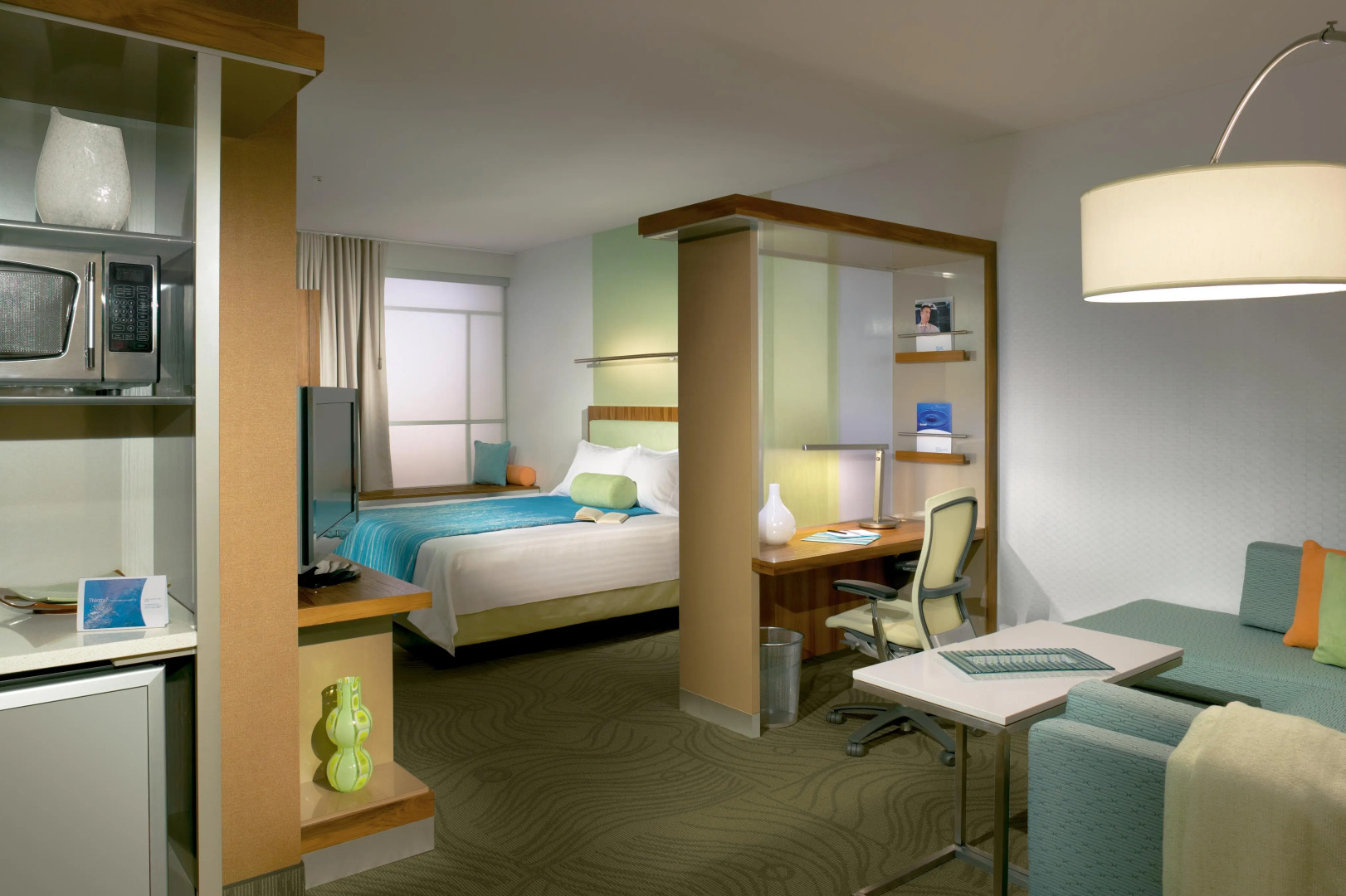 SpringHill Suites Orlando at FLAMINGO CROSSINGS® Town Center/Western Entrance