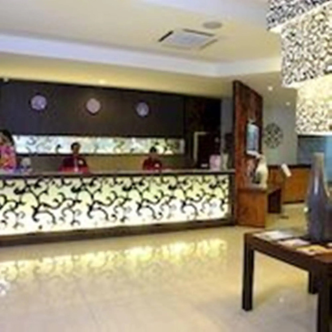 Lombok Plaza Hotel & Convention