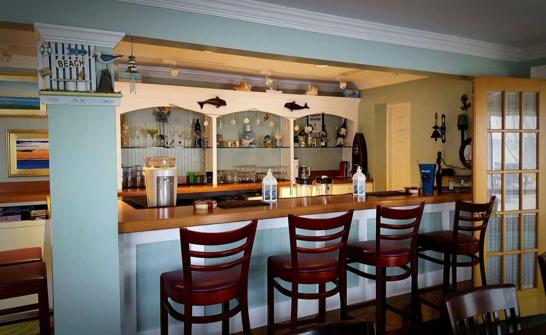 Surfside Hotel and Suites