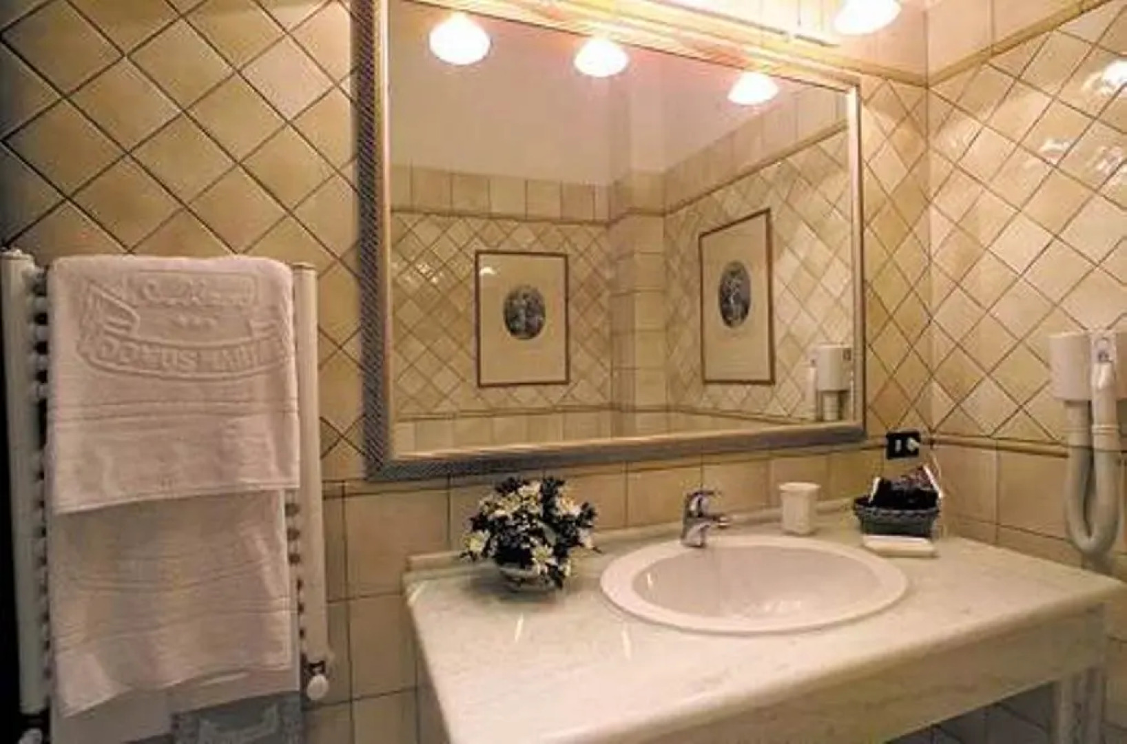 Domus Mariae Albergo