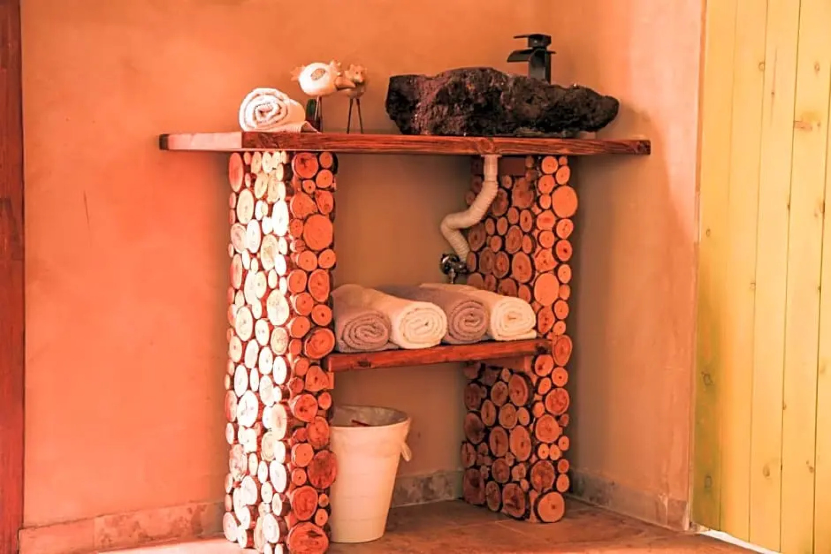 Paradise on the horizon