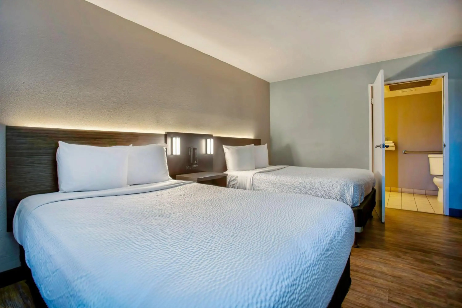 Motel 6 Kingman, AZ - Route 66 East