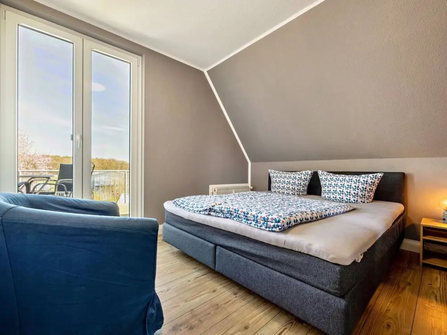 Apartment on Lake Muritz With Marina Access