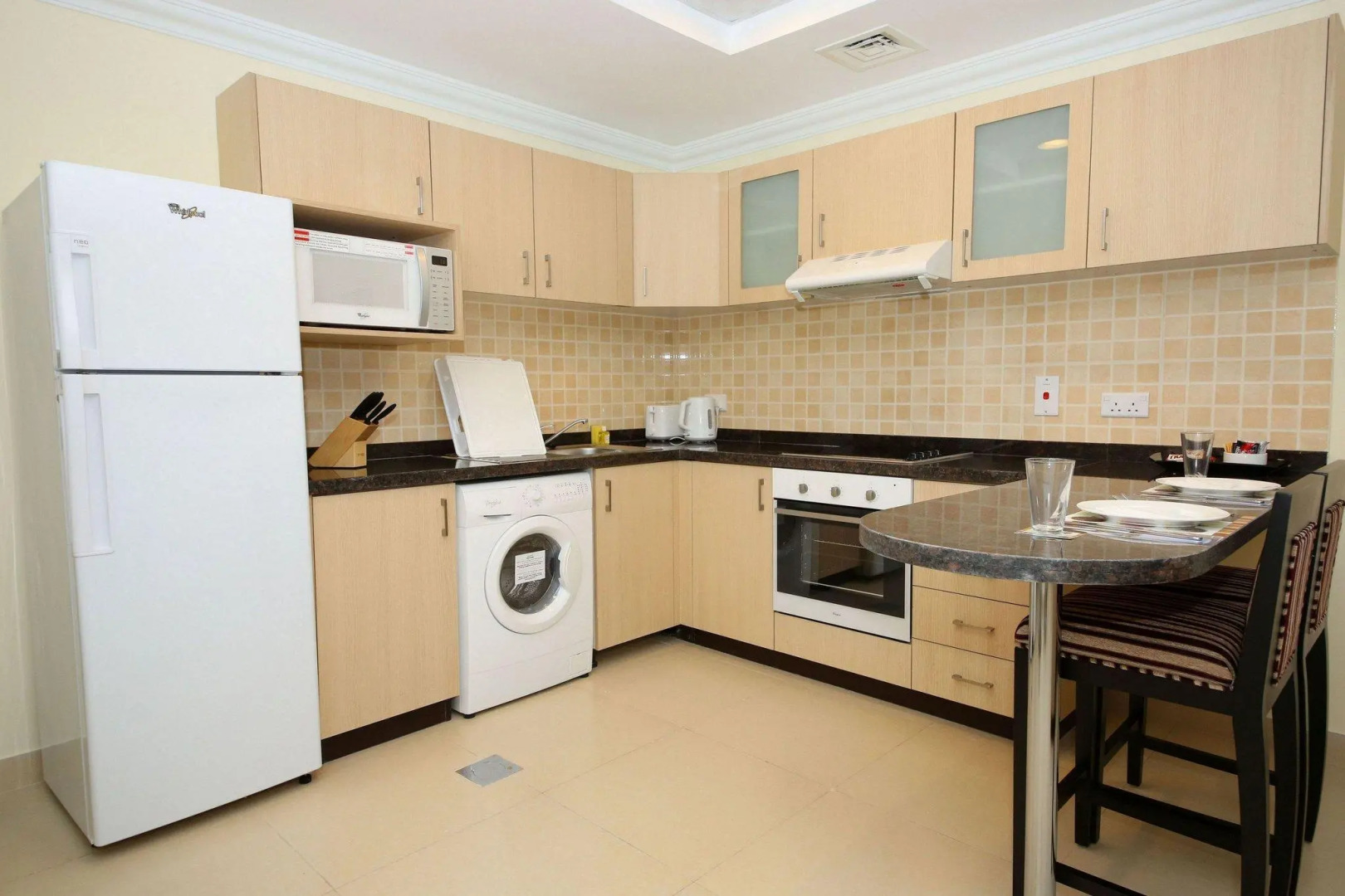 Ivory Grand Hotel Apartments