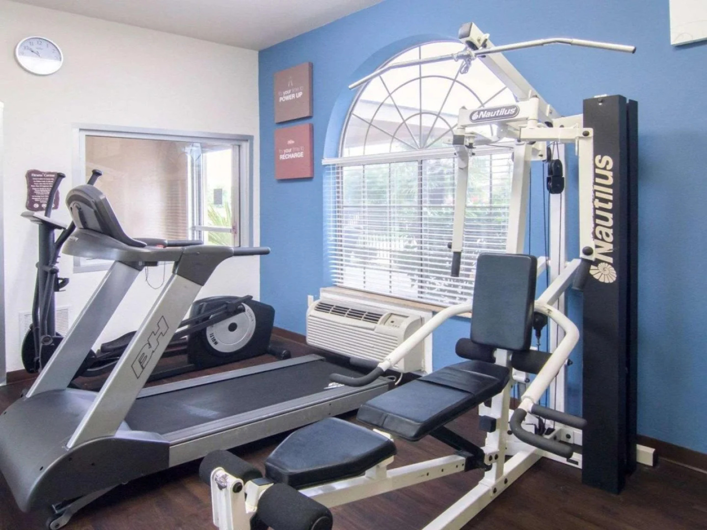 Comfort Suites Kingwood Houston North