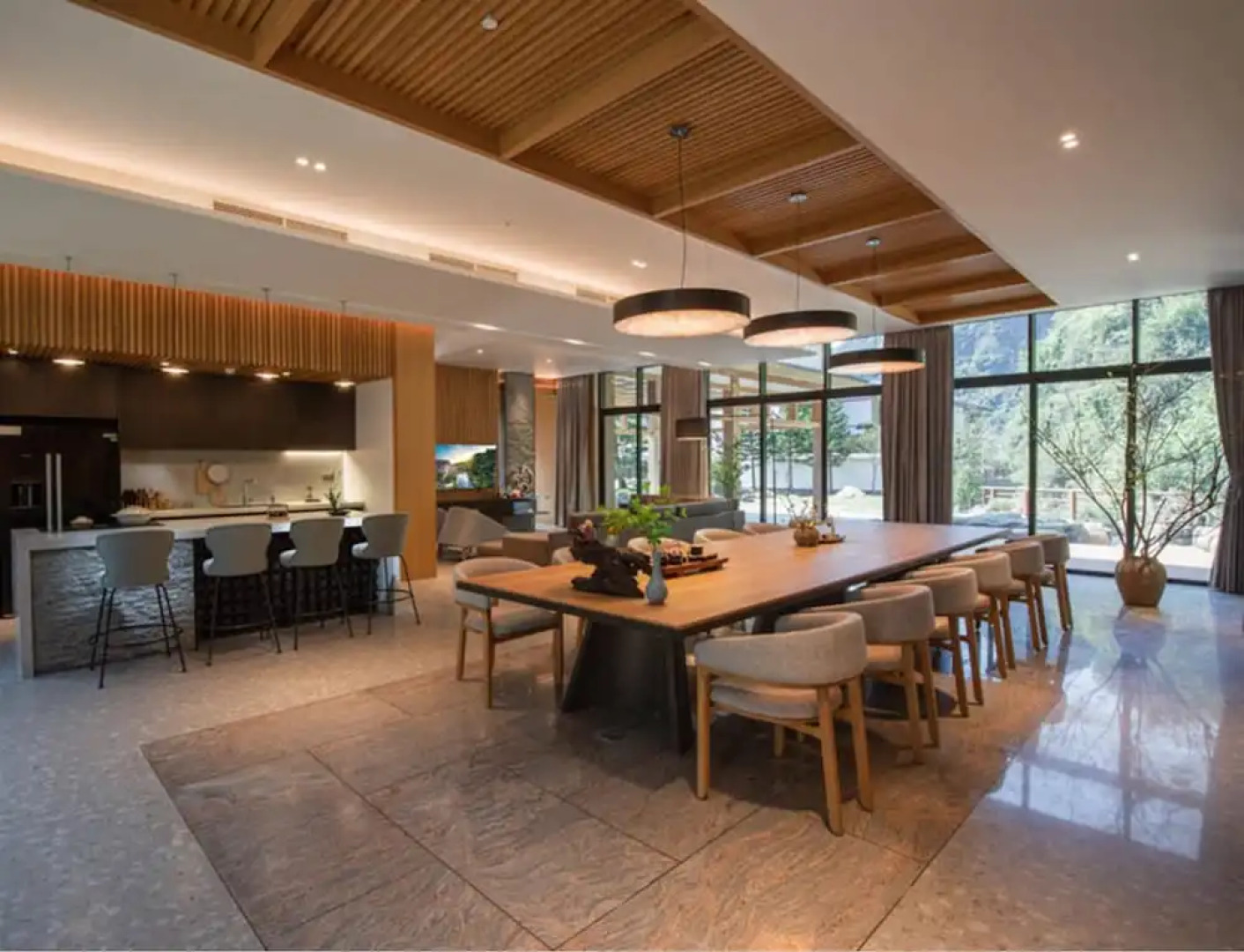 Yoko Onsen Quang Hanh