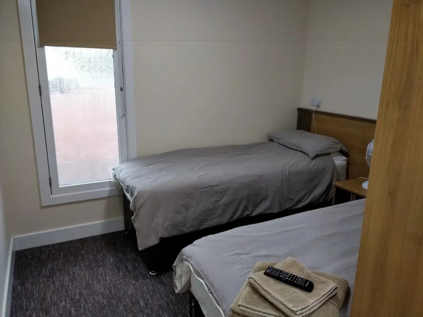 Roadking Rooms Holyhead