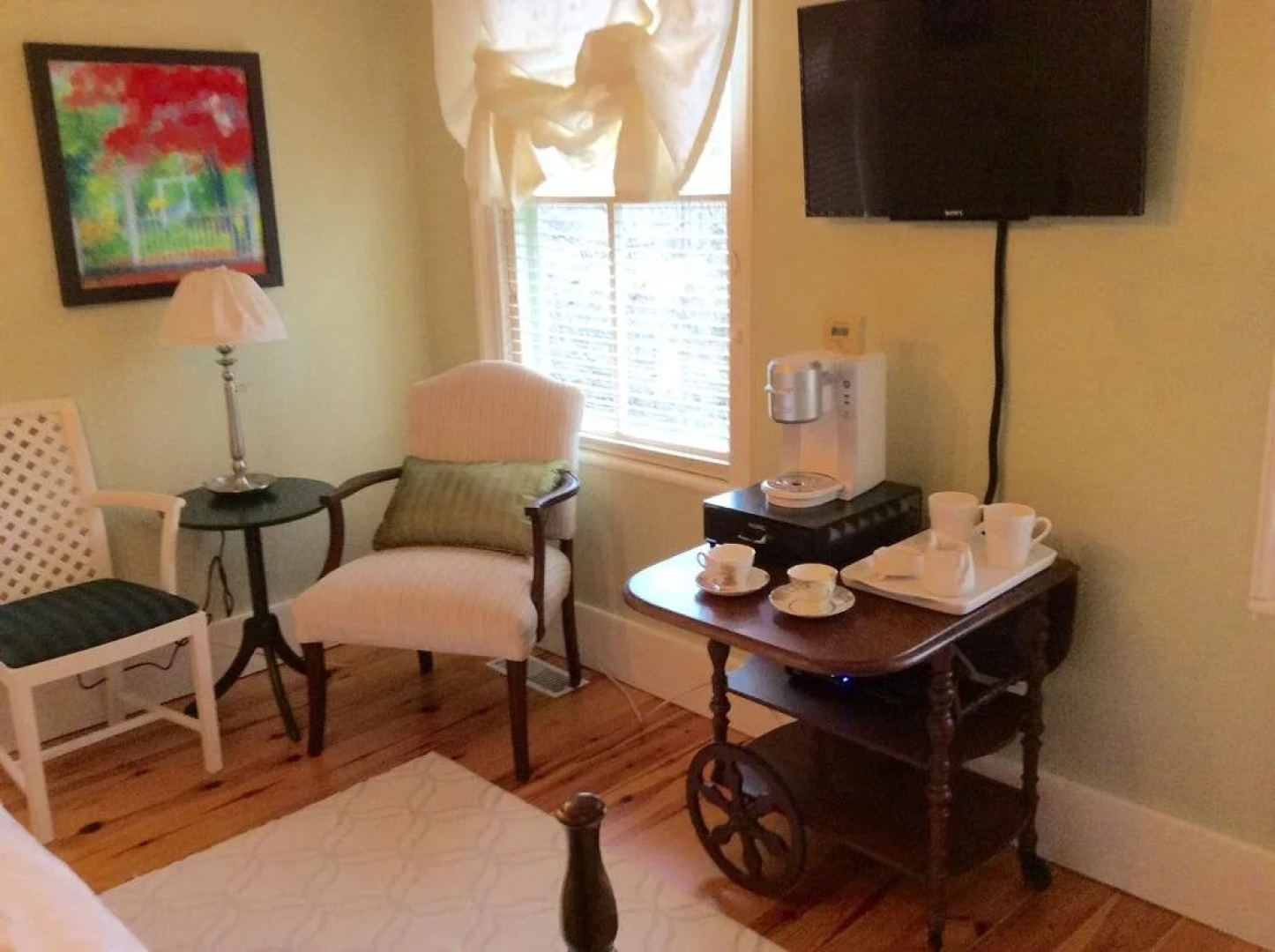 Scarlet Tunic Bed and Breakfast