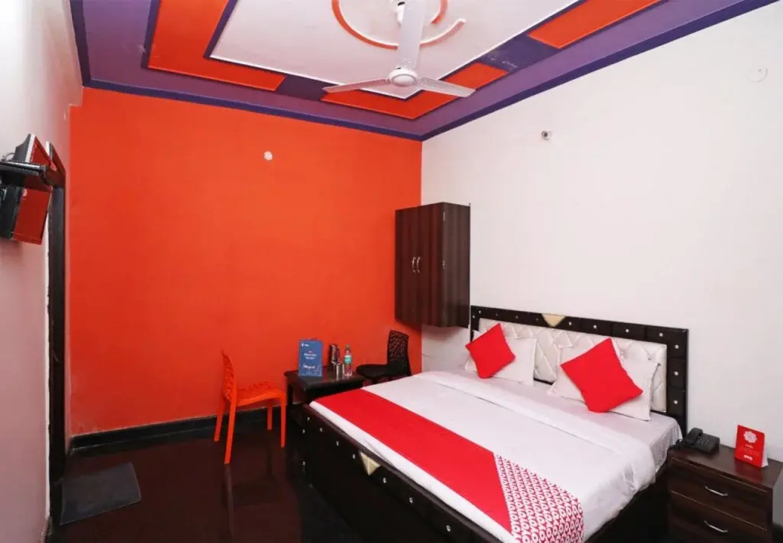 Tr Hotel By OYO Rooms