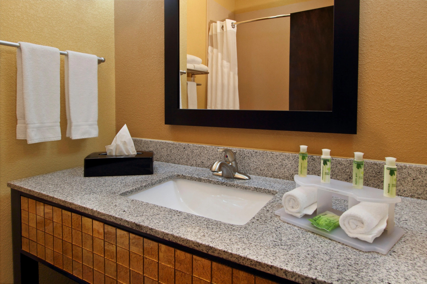 Holiday Inn Express & Suites Houston East - Baytown by IHG