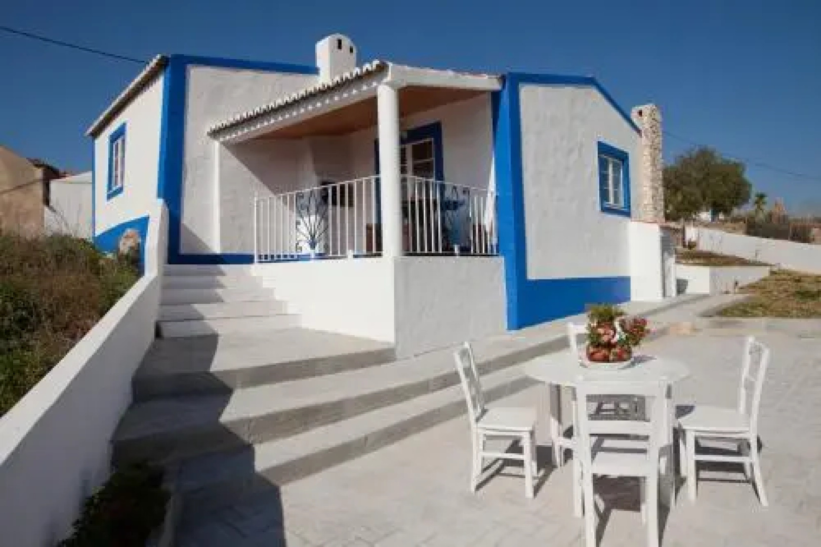 Casa Azul Da Relva, Com Piscina