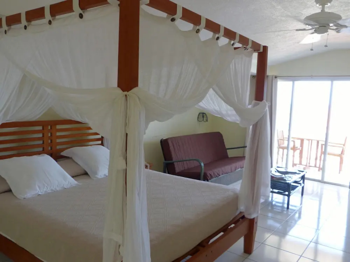 Baie des Anges Hotel