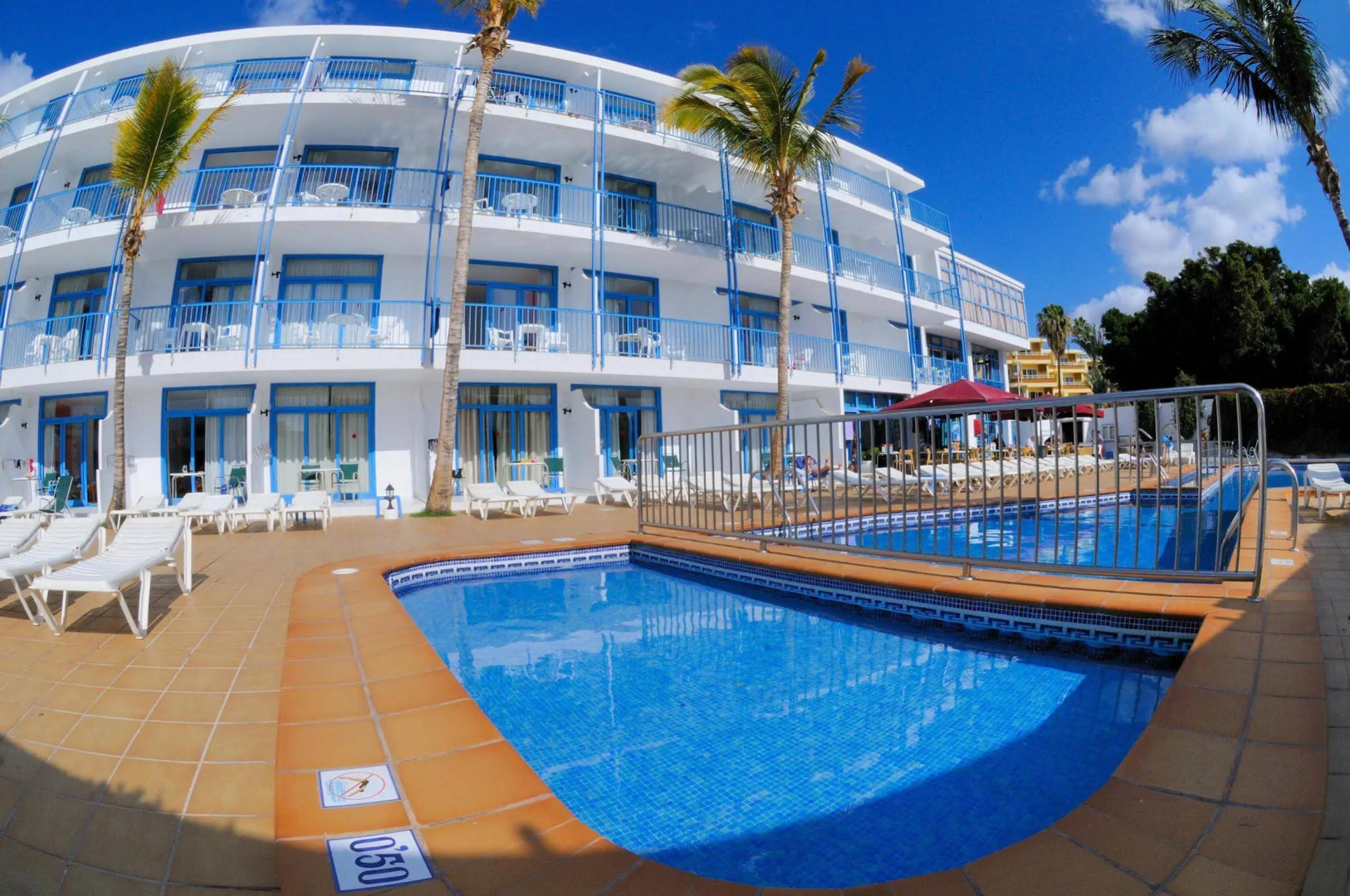 Aparthotel Costa Volcán & Spa