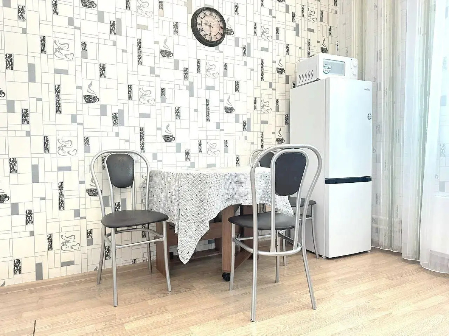 Апартаменты на проспекте Притомский 15