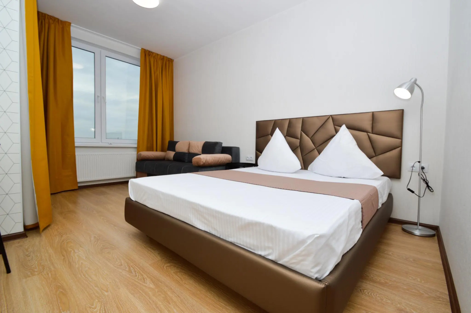 Royal Apart (Роял Апарт) на Стрелочников