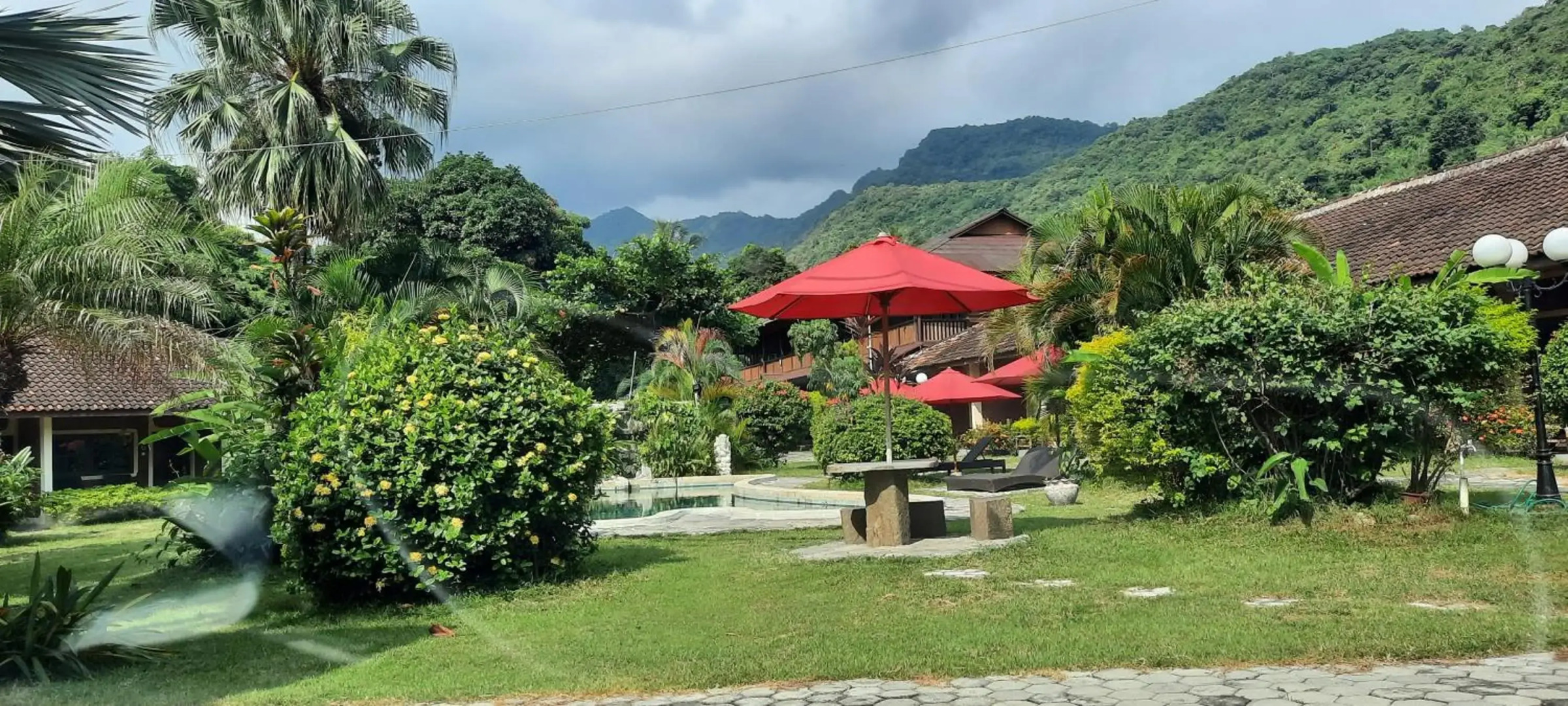 Hotel Besar Bulan Baru - Senggigi