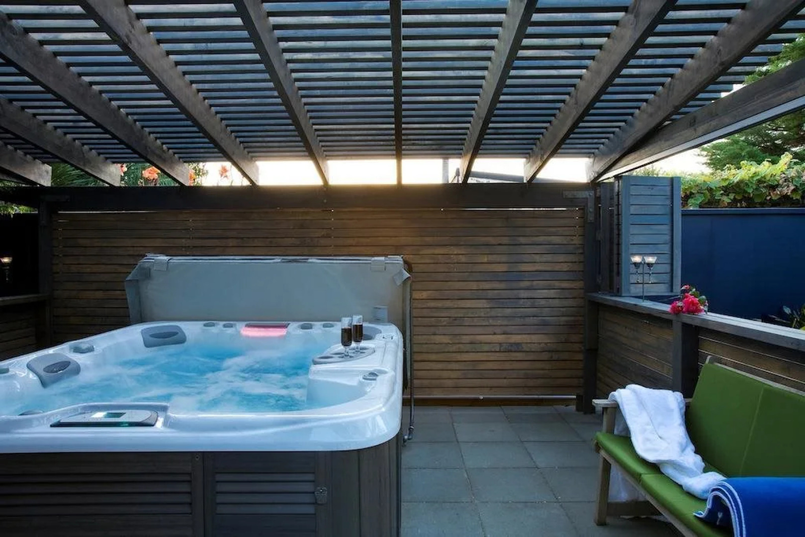 Waiheke Waterfront Lodge