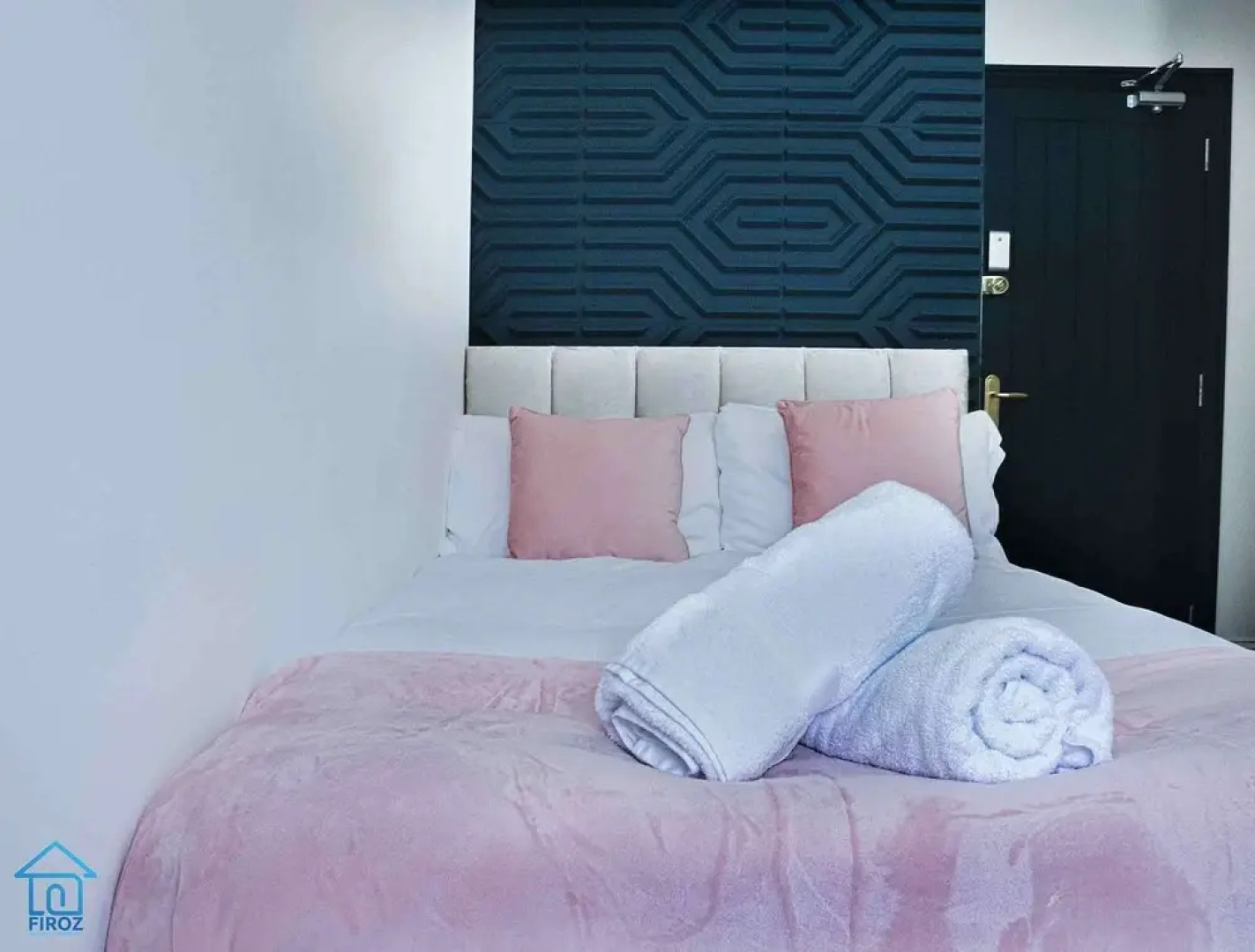 York Contractor House by Firoz Property Management