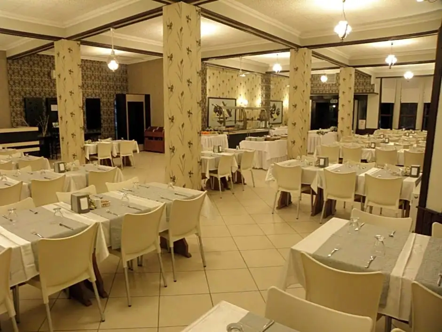 Hotel Kum