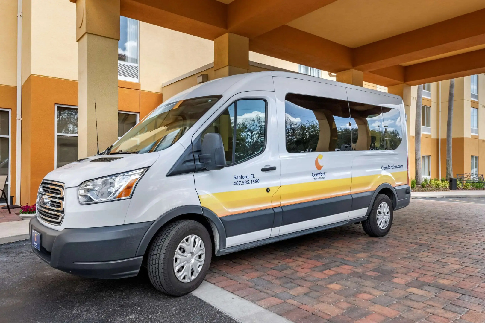 Comfort Inn & Suites Orlando North