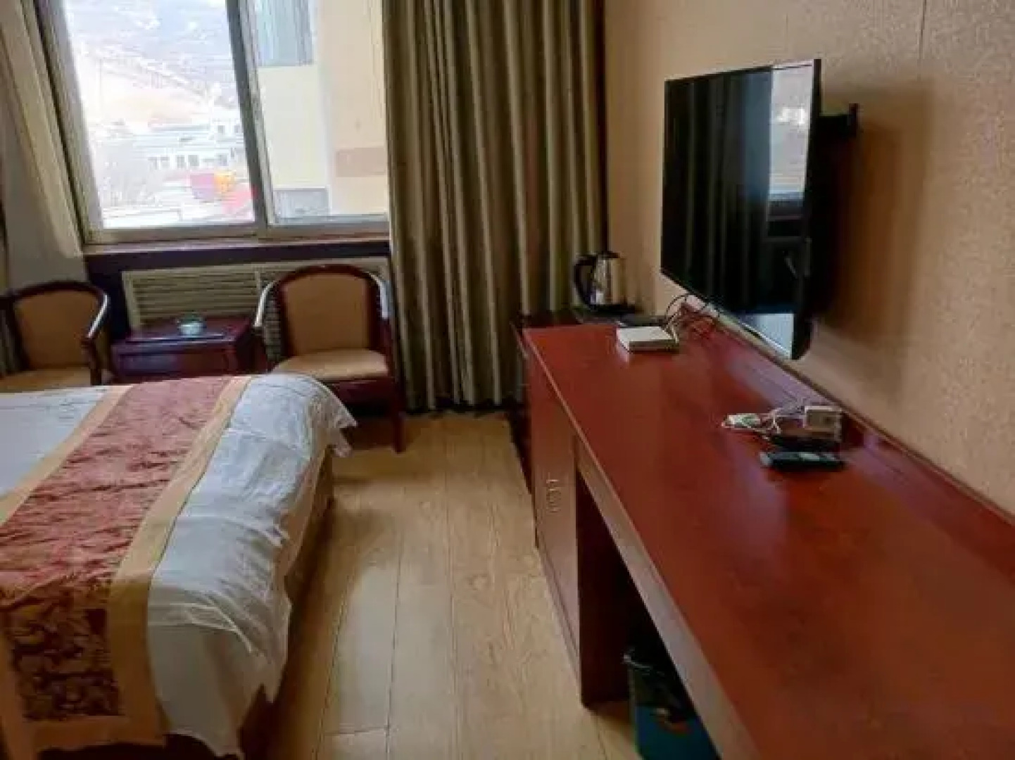 Dingxi Longjin Hotel