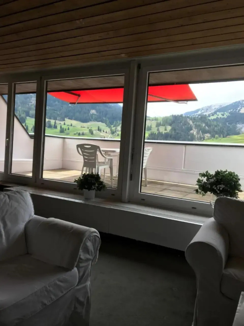 Penthouse Tgesa Tgampi T33