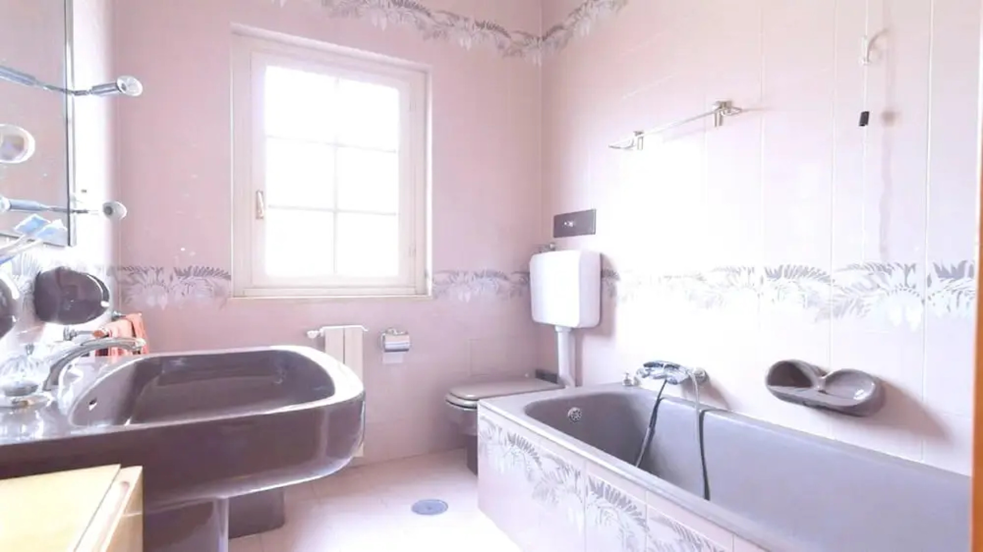 House With 5 Bedrooms in Caserta, With Pool Access, Enclosed Garden and Wifi Near the Beach