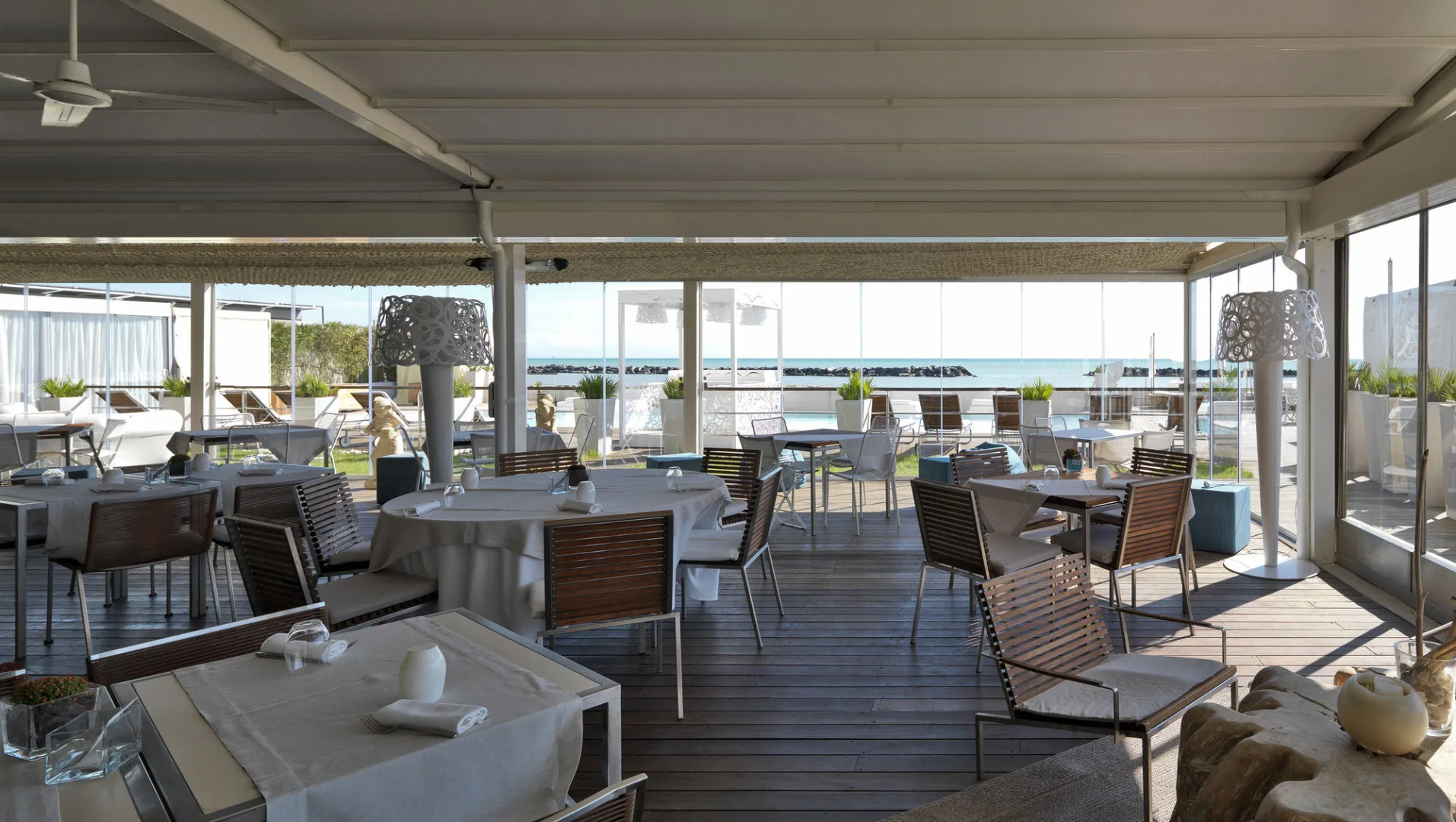 Vistamare Suite Hotel