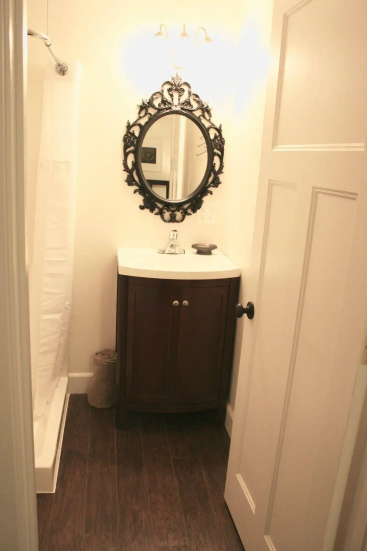 The Pines Inn and Cottages