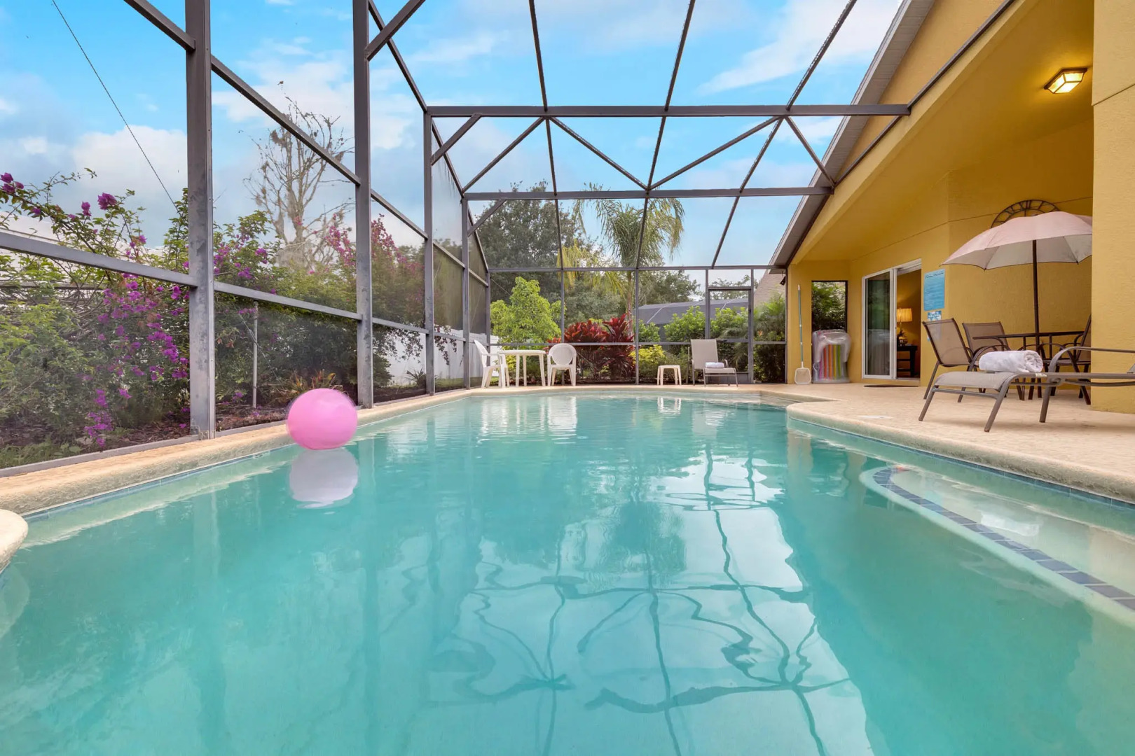 VP2522DC - 4 beds pool home - Gated resort