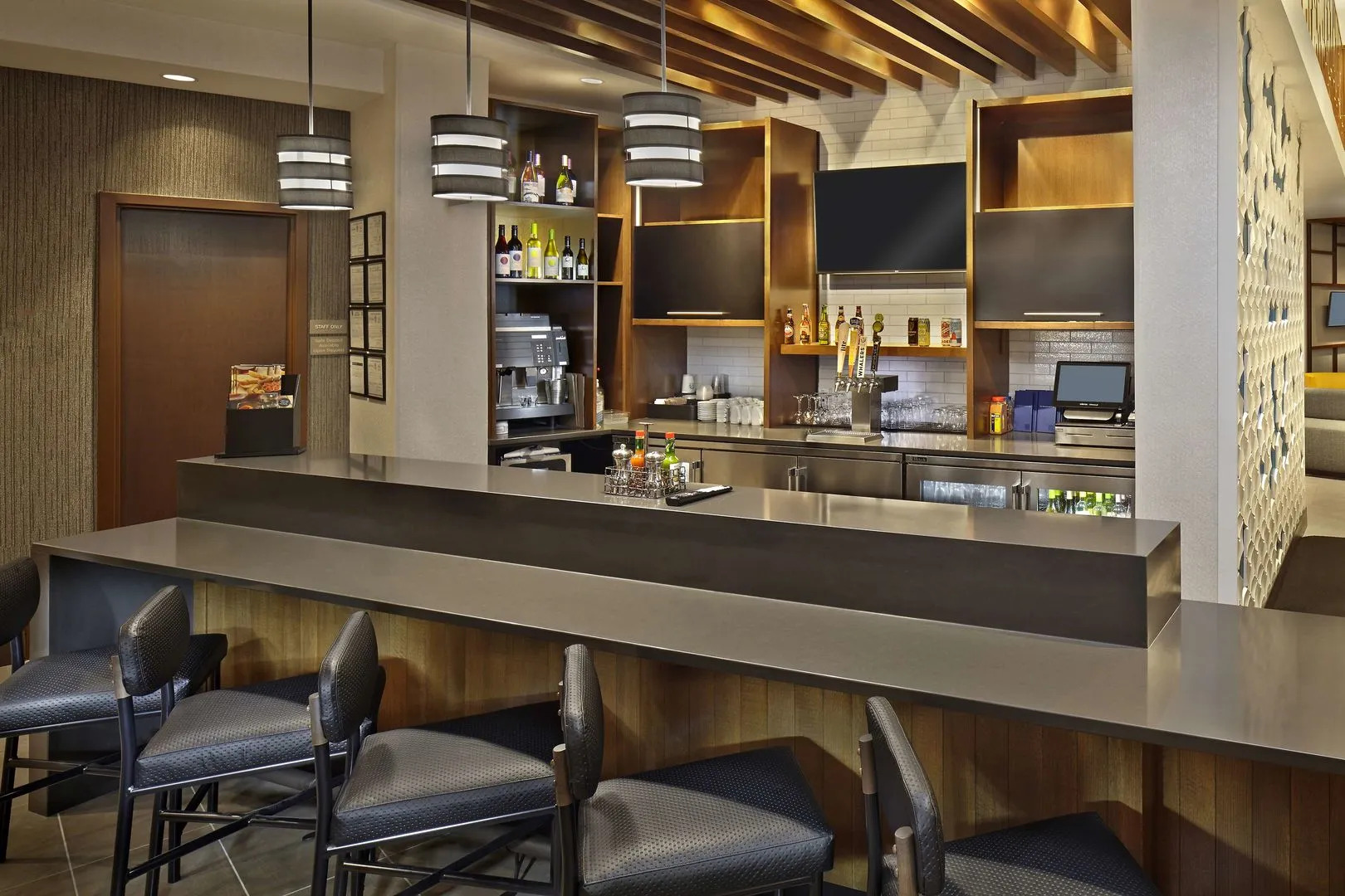 Hyatt Place Warwick / Providence Airport