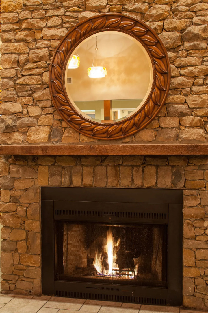 Cloverleaf Suites Kansas City - Overland Park