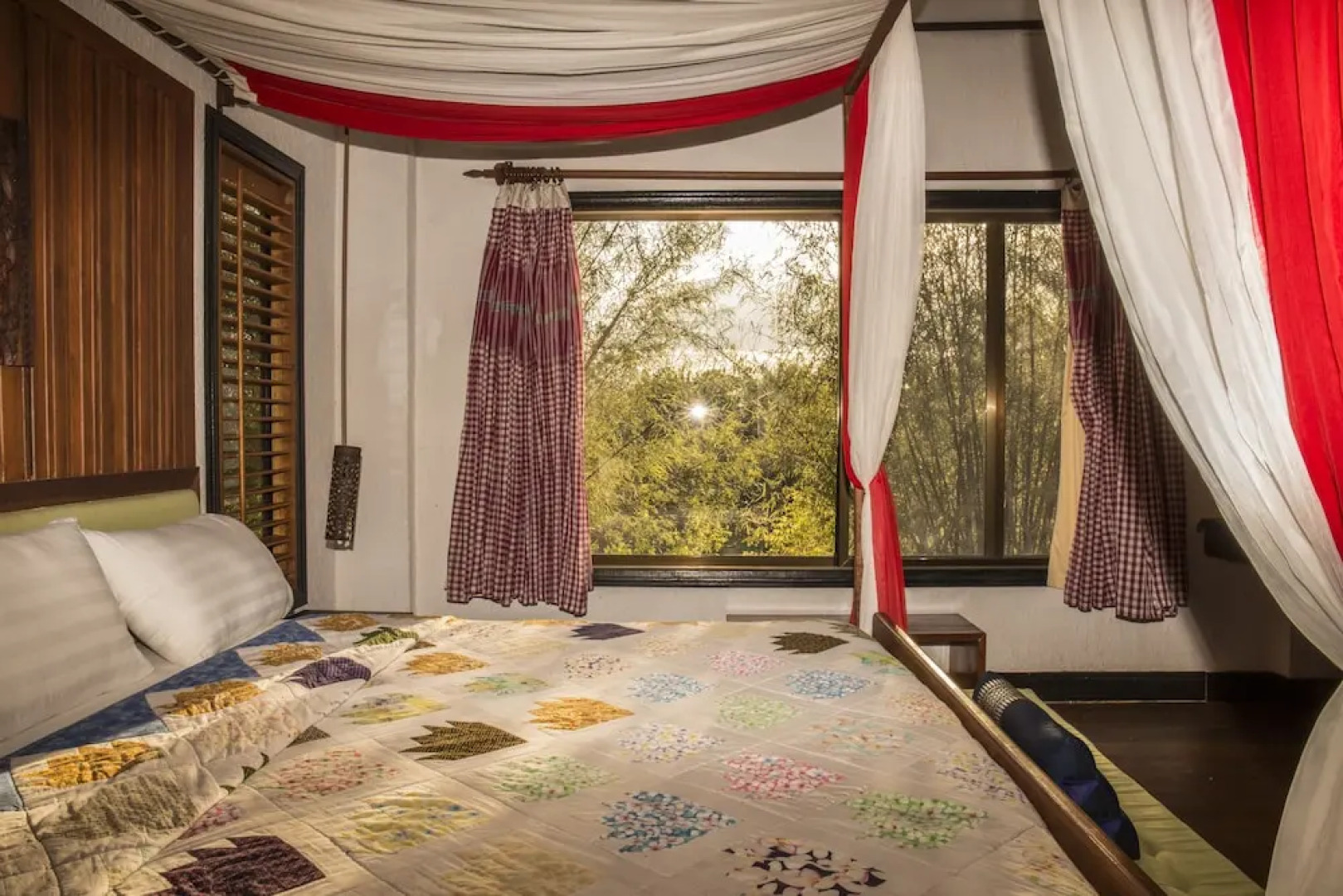 Romduol Island Chalet