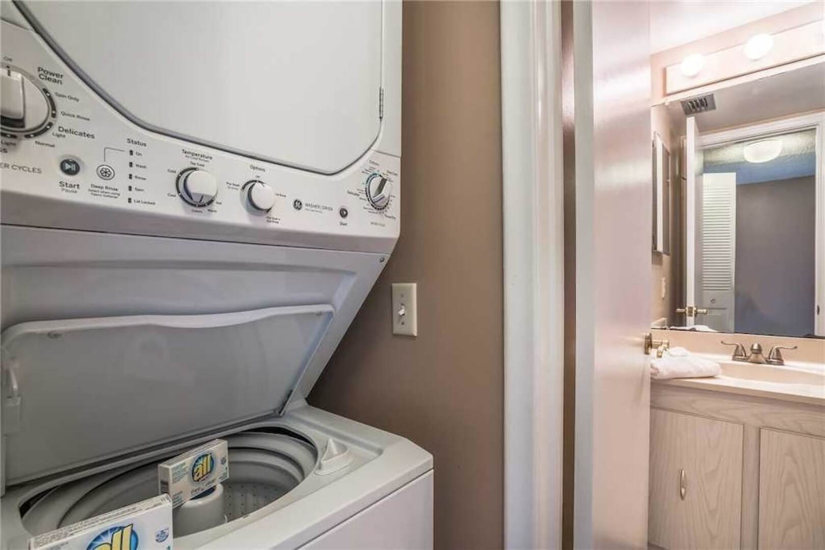 Palma Del Mar D601 - One Bedroom Condo