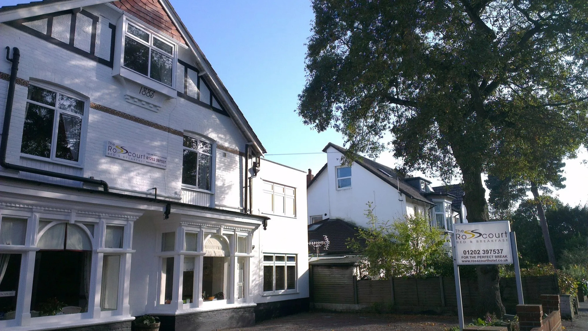 The Rosscourt - Adults only