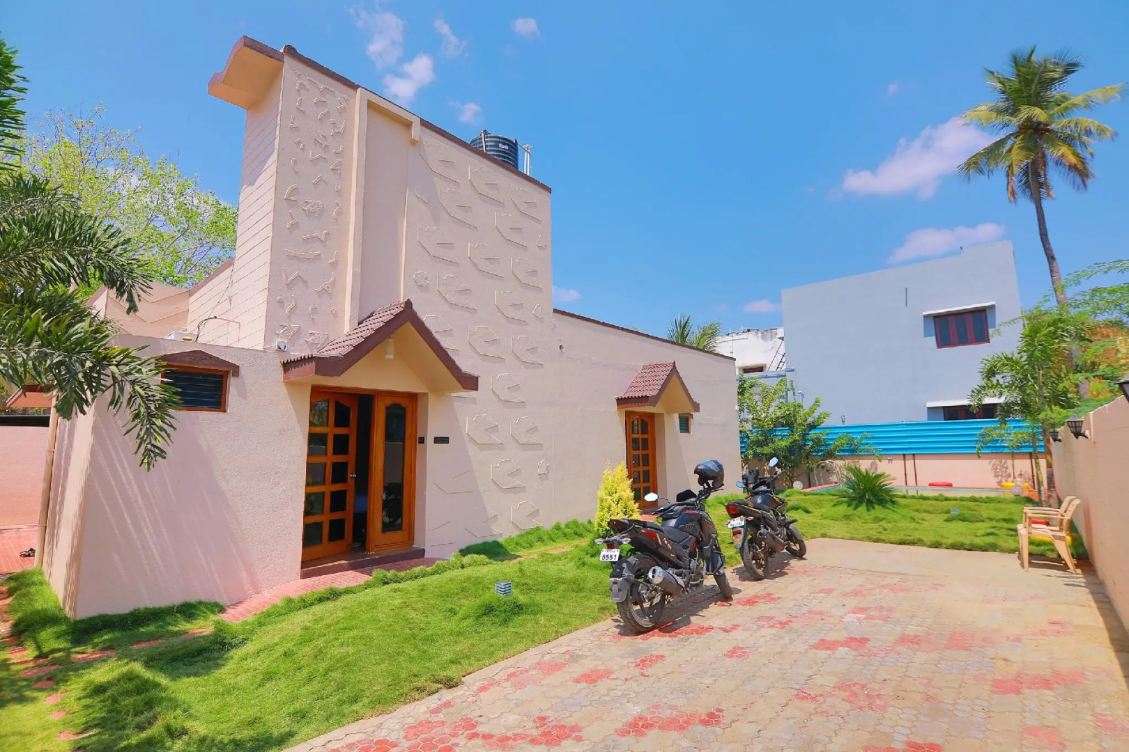 OYO 35618 Grace Residency