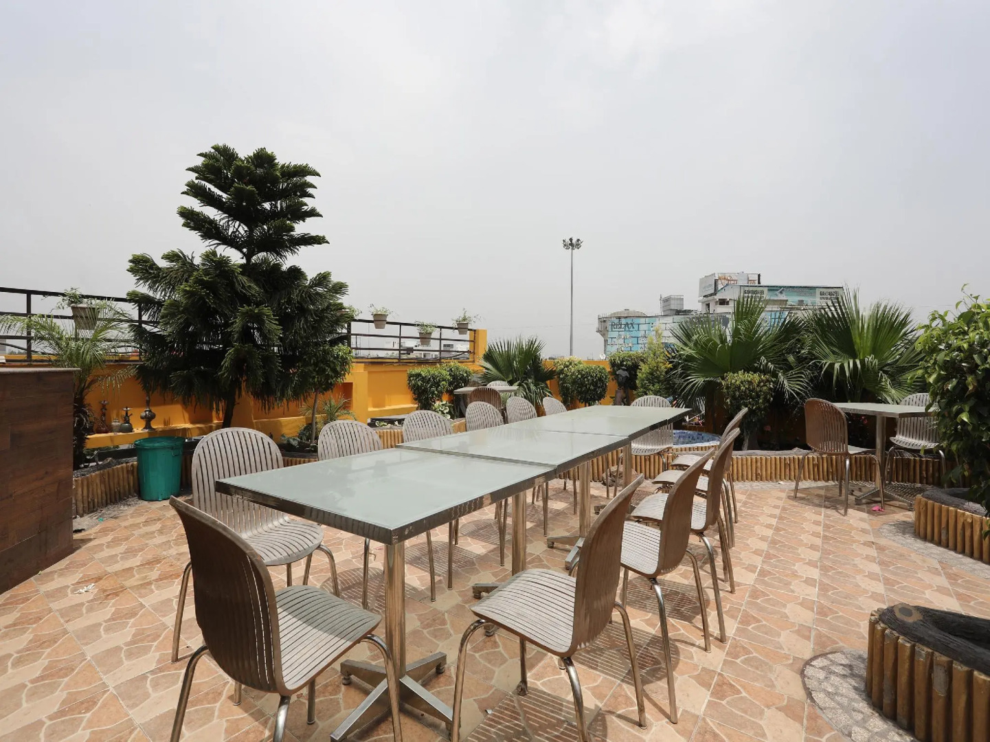 OYO Flagship 14584 Hotel Mangalam Inn