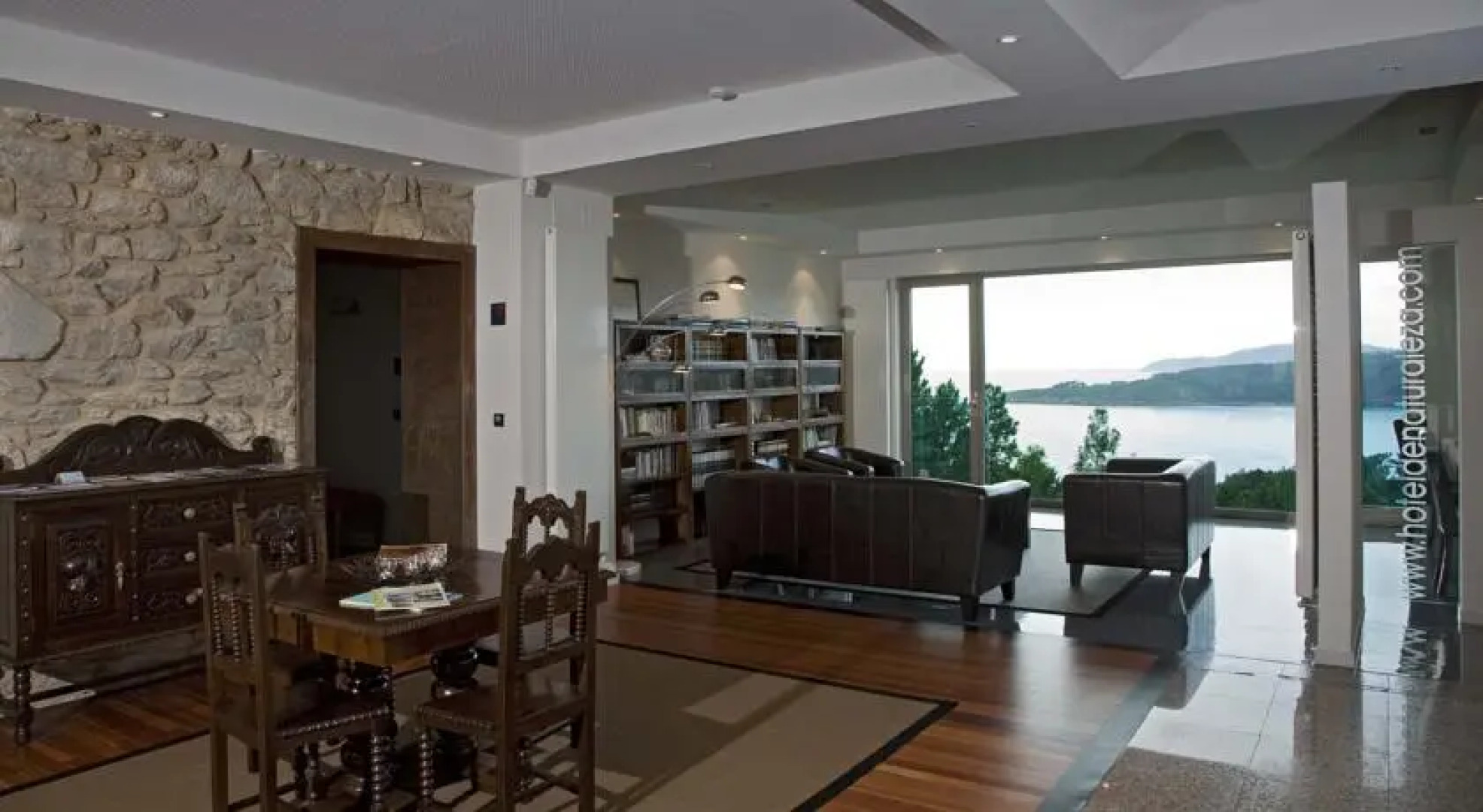 Hotel de Naturaleza AV