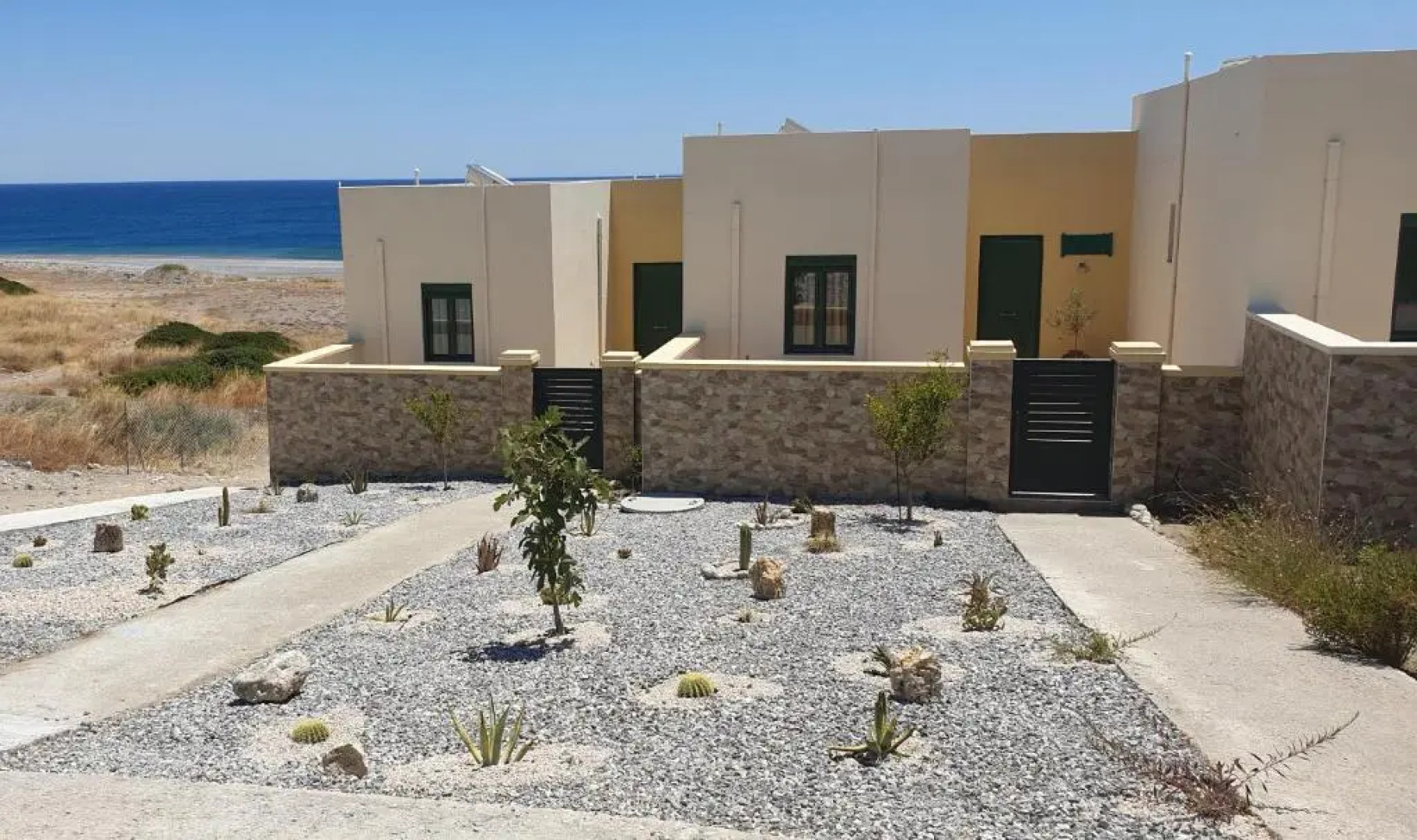 Mare Blu 1 on the beach