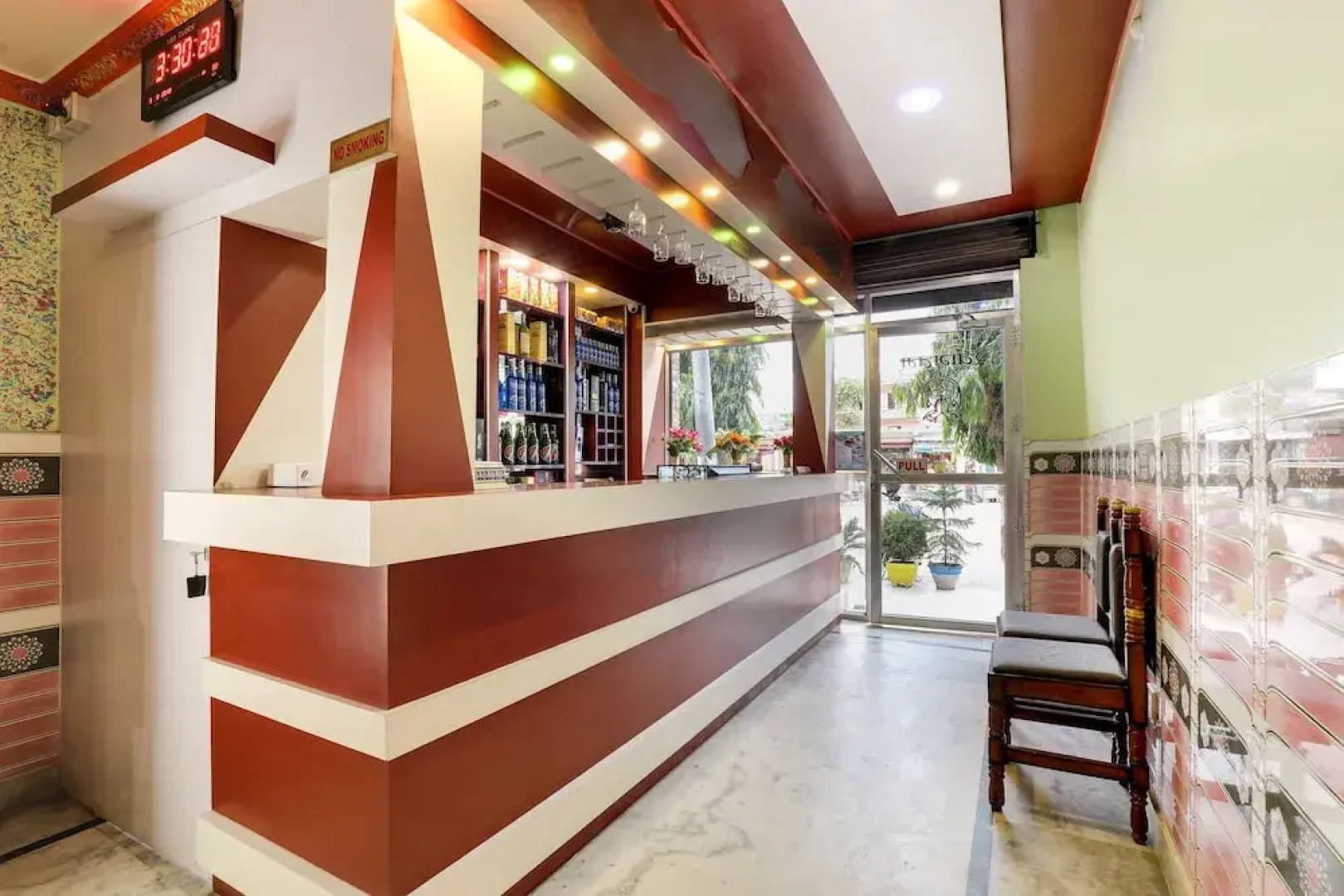 SPOT ON 545 Ghatal Hotel