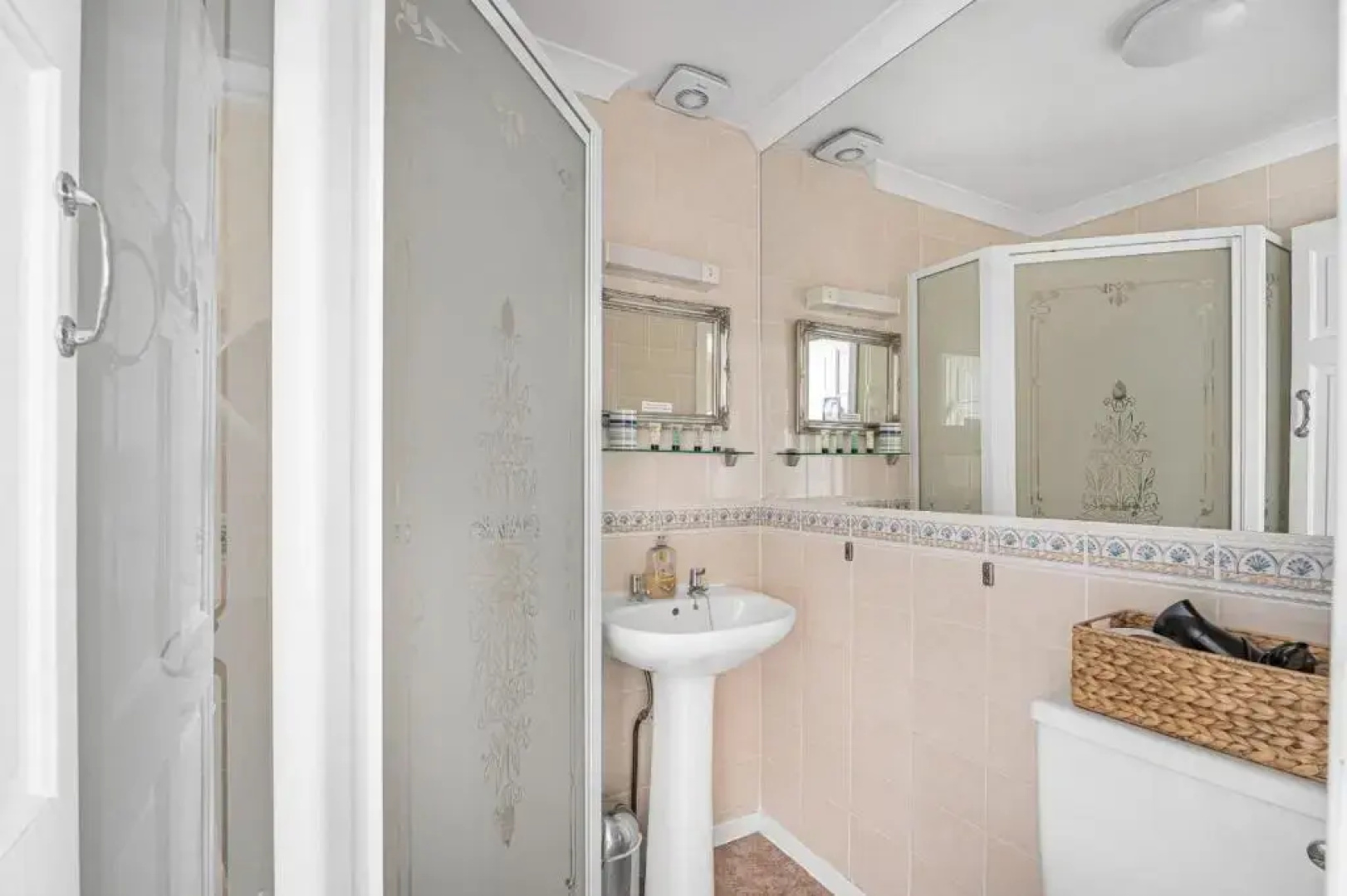 Summerlands Guest House