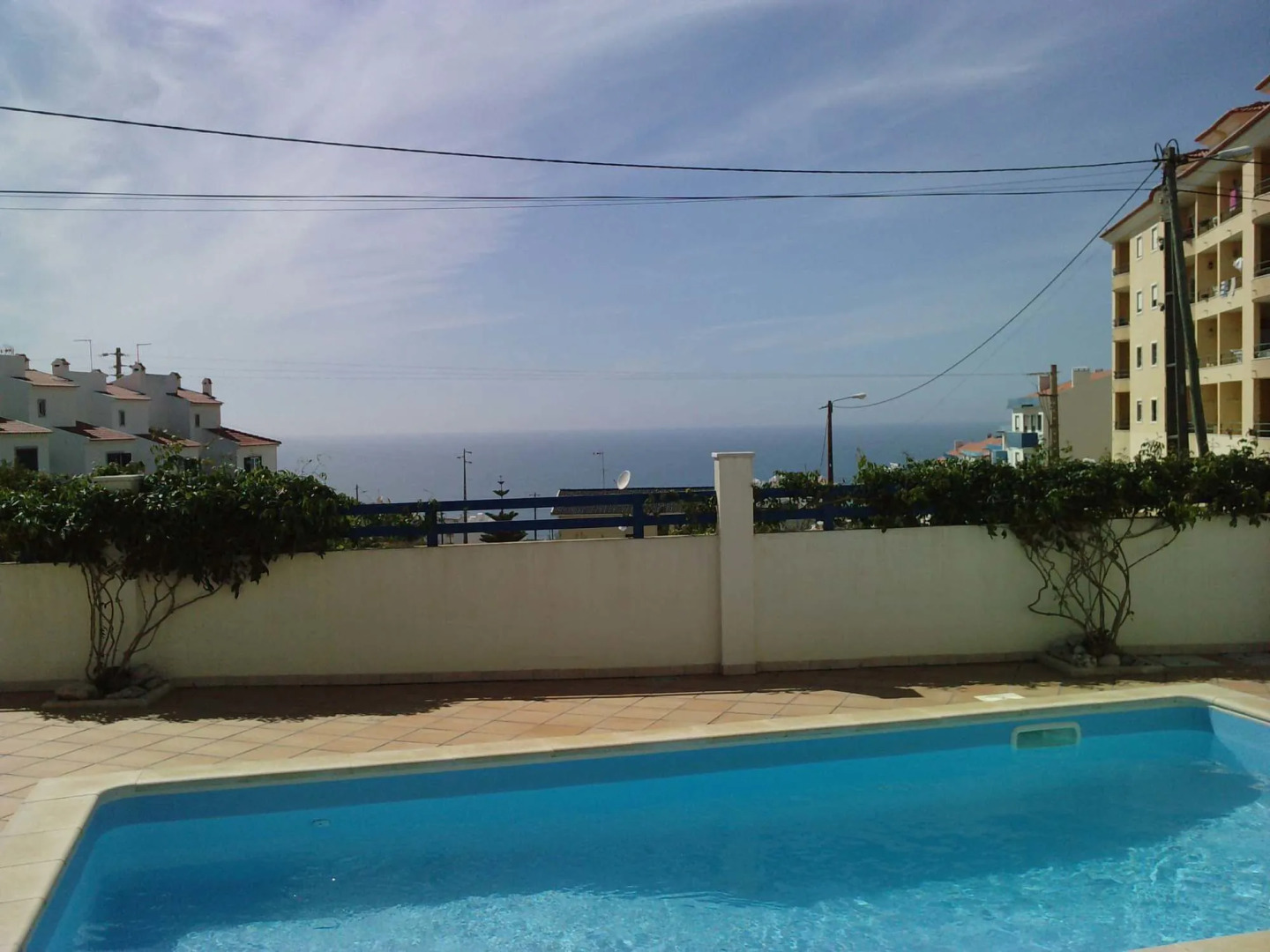 Ericeira Chill Hill Hostel & Private Rooms - Sea Food