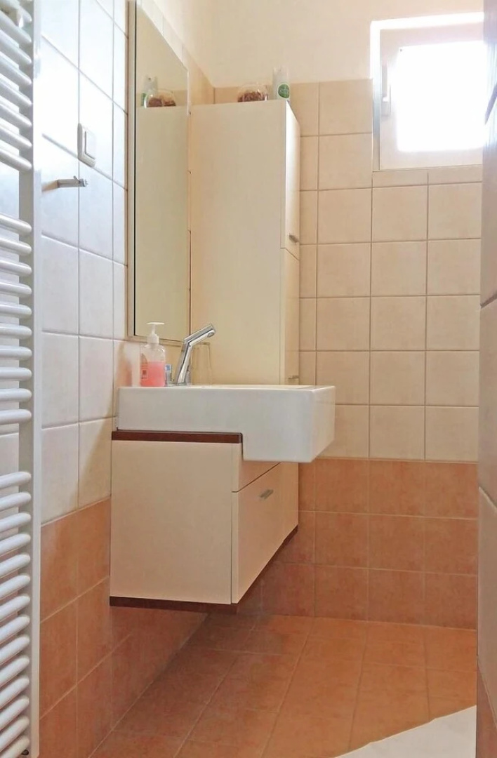 Amazing Home in Theologos with Hot Tub, WiFi & 6 Bedrooms