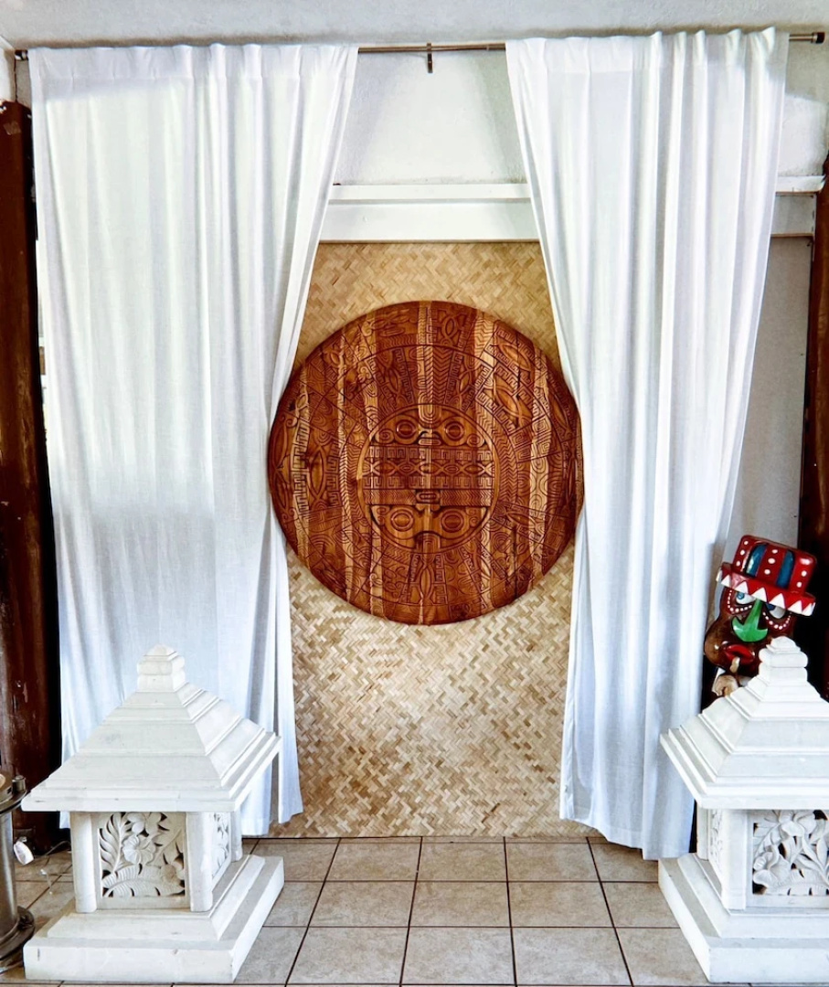 Wild Ginger Inn Hotel & Hostel