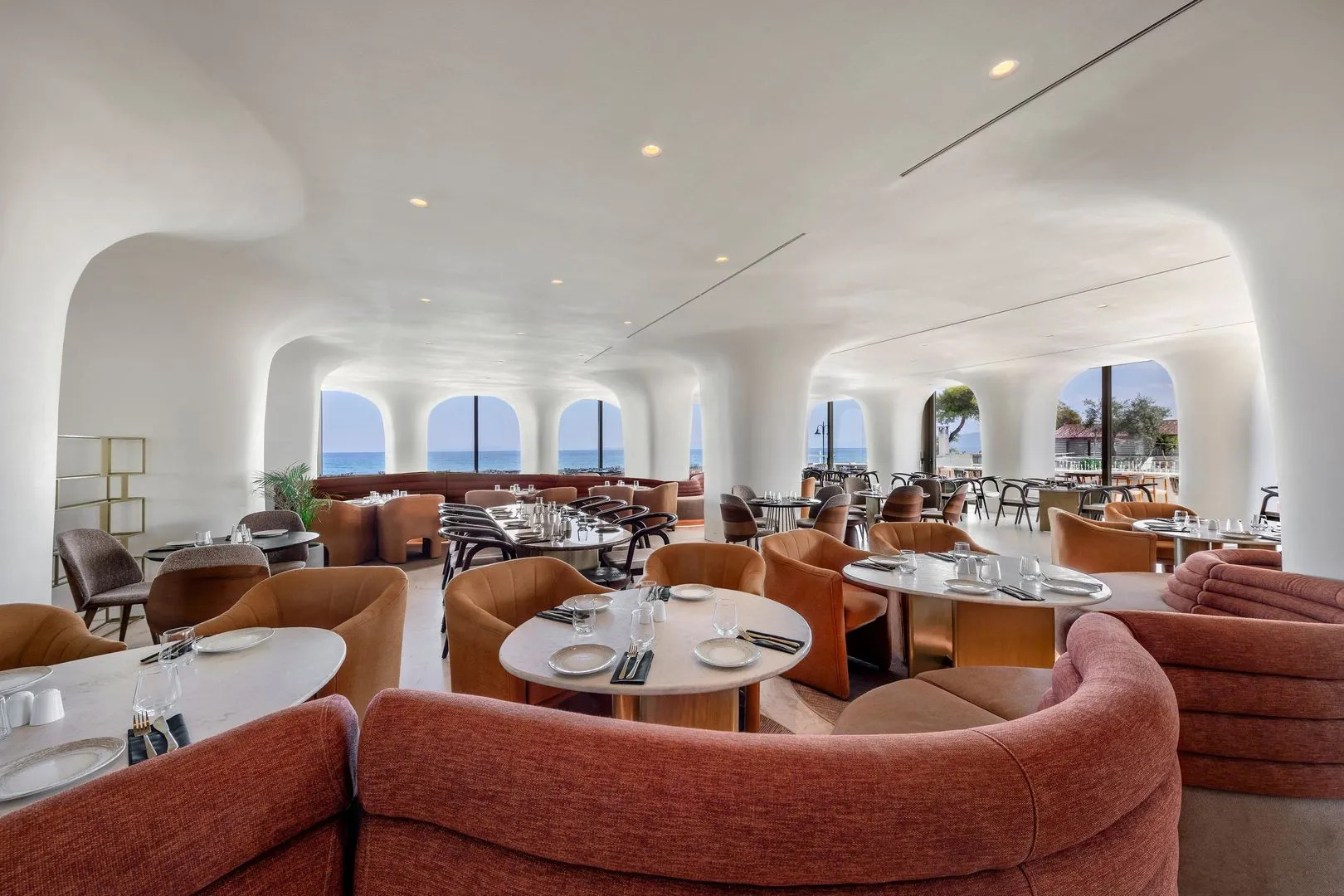 Isla Brown Corinthia Resort & Spa, Curio Collection Hilton