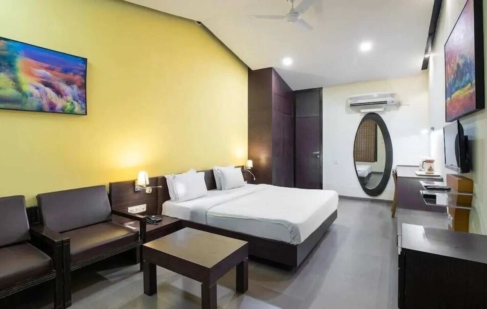 Cygnett Inn Silverleaf